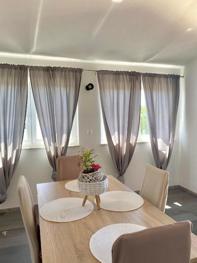 Apartman Ritta Biograd Na Moru Eksteriør billede